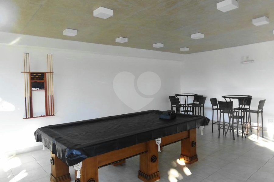 Casa à venda com 4 quartos, sendo 3 suítes,  no condomínio Domus, São Paulo - SP
