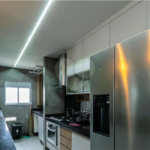 Apartamento mobiliado de 102 m² para locação no Centro de São Bernardo do Campo, com 3 dormitórios, 1 suíte, varanda gourmet com vista para o Paço Municipal, 2 vagas e lazer completo.