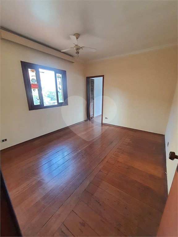 Sobrado à venda com 4 quartos, sendo 1 suíte, em Vila Pereira Barreto, São Paulo, SP