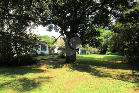 Terreno à venda com 1 quarto, sendo 3 suítes, em Granja Julieta, São Paulo, SP