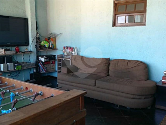 Sobrado à venda com 3 quartos, sendo 1 suíte,  em Vila Guilherme, São Paulo, SP
