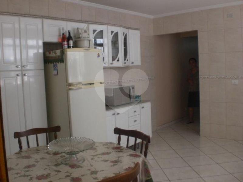 Sobrado à venda com 3 quartos, sendo 1 suíte, em Jardim Peri, São Paulo, SP