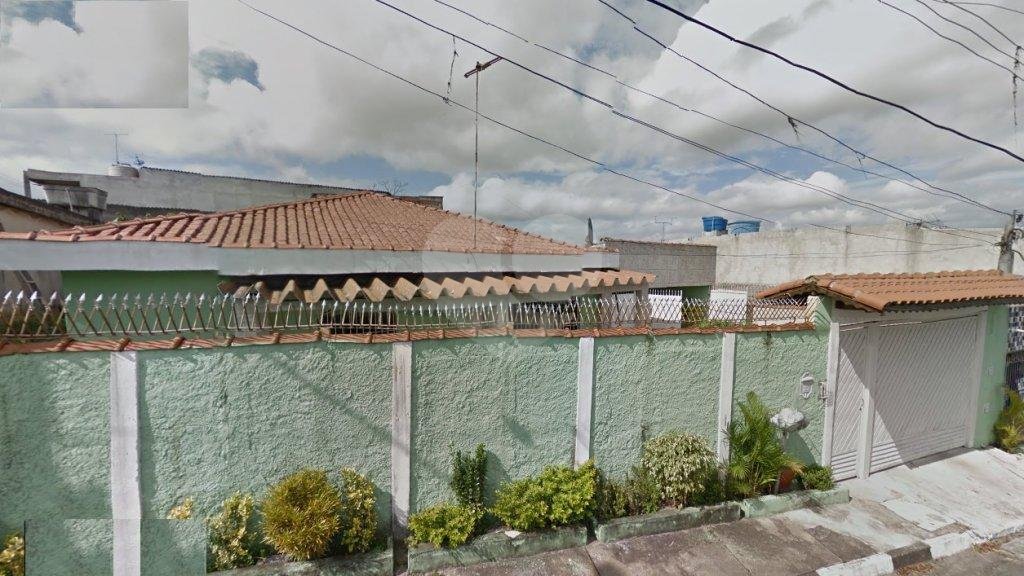 Casa Térrea à venda com 3 quartos, sendo 1 suíte, em Parque Industrial Cumbica, Guarulhos, SP