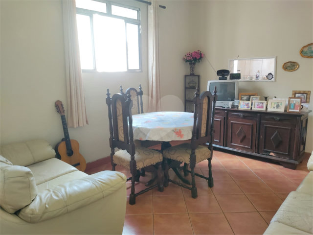 Casa à venda com 2 quartos, sendo 1 suíte,  em Pinheiros, São Paulo, SP