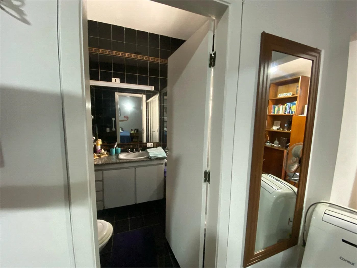 Casa Térrea à venda com 7 suítes em Alto da Lapa, São Paulo, SP