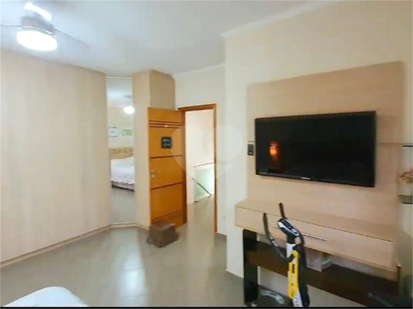 Sobrado à venda com 3 quartos, sendo 1 suíte,  em Parque Vitória, São Paulo, SP