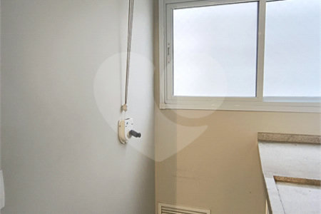 Apartamento à venda com 2 quartos, sendo 1 suíte, em Barra Funda, São Paulo, SP