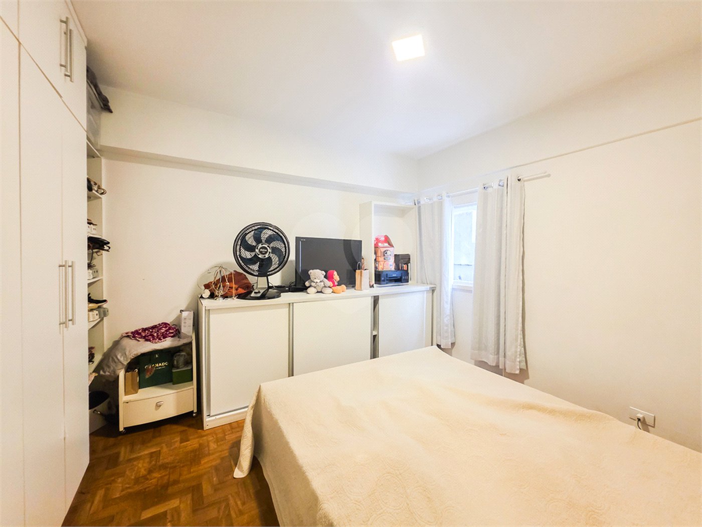 Apartamento à venda com 3 quartos, sendo 1 suíte, em Jardim Paulista, São Paulo, SP