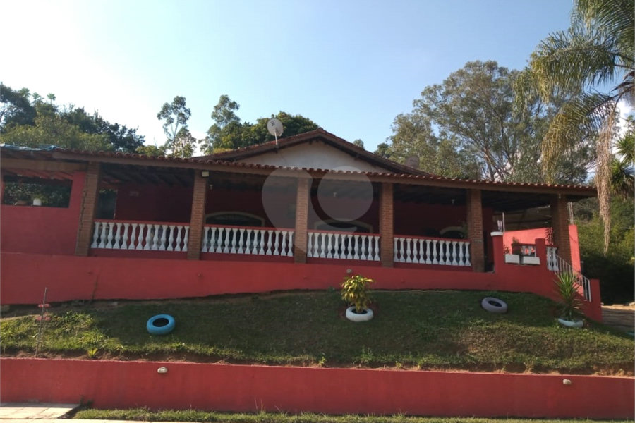 Chácara à venda com 3 quartos, sendo 1 suíte, em Jardim dos Lagos, Franco da Rocha, SP