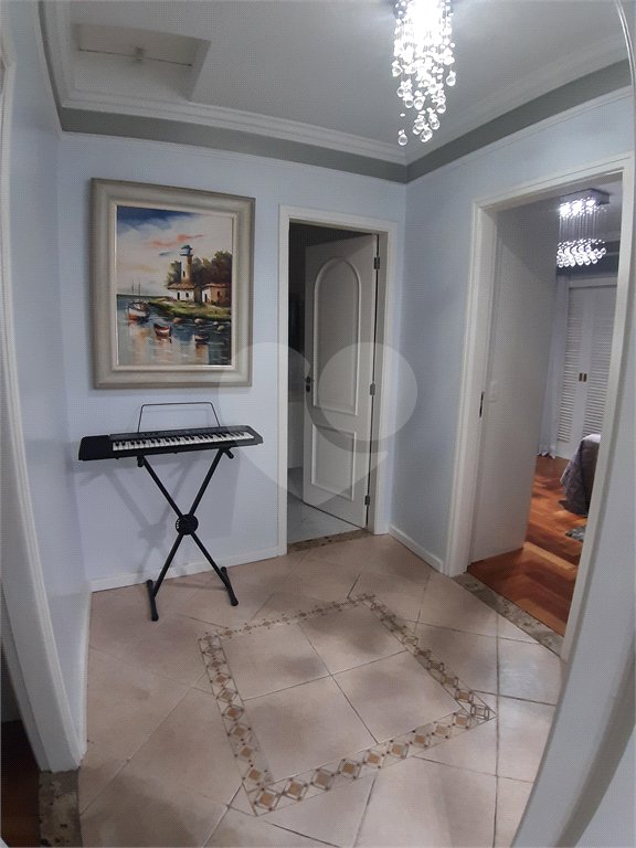 Casa à venda com 4 quartos, sendo 2 suítes, em Jardim Leonor Mendes de Barros, São Paulo, SP