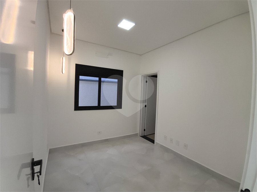 Casa à venda com 3 suítes no condomínio Campos do Conde I e II, Sorocaba - SP