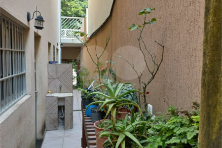 Casa à venda com 3 quartos no condomínio Residencial Rubi, Mogi das Cruzes - SP