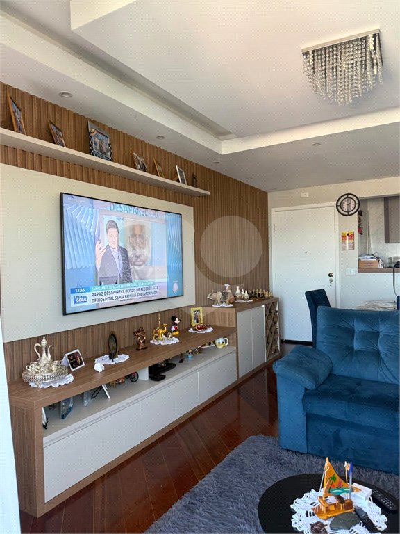 Apartamento à venda com 3 quartos, sendo 1 suíte, em Vila São João, Poá, SP
