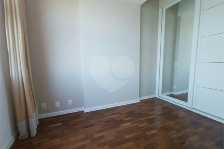 Apartamento à venda com 3 quartos, sendo 1 suíte,  em Lagoa, Rio de Janeiro, RJ