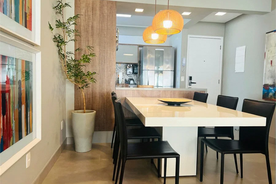 Apartamento à venda com 4 quartos, sendo 2 suítes, em Riviera de São Lourenço, Bertioga, SP