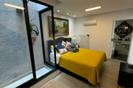 Sobrado à venda com 3 quartos, sendo 1 suíte, em Vila Paulicéia, São Paulo, SP