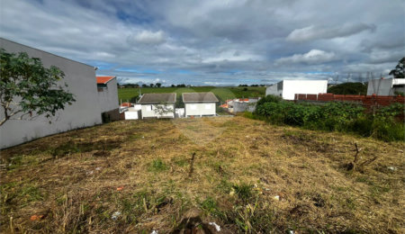 Terreno à venda em Vila Nastri, Itapetininga, SP