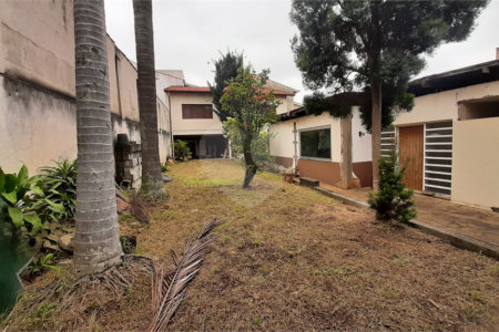 Casa Térrea à venda com 3 quartos, sendo 1 suíte, em Jardim Prudência, São Paulo, SP