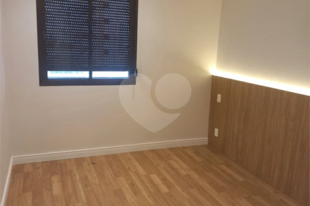 Apartamento à venda com 2 quartos, sendo 1 suíte, em Vila Olímpia, São Paulo, SP