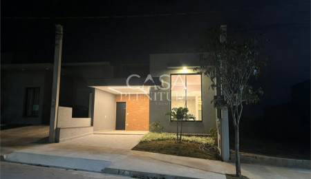 Casa à venda com 2 quartos, sendo 1 suíte,  em Jardim Residencial Villagio Wanel, Sorocaba, SP