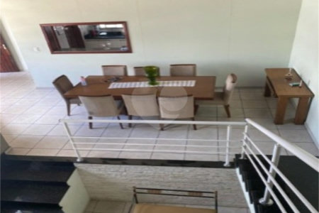 Casa à venda com 4 quartos, sendo 1 suíte, em Jardim Esplanada, Indaiatuba, SP