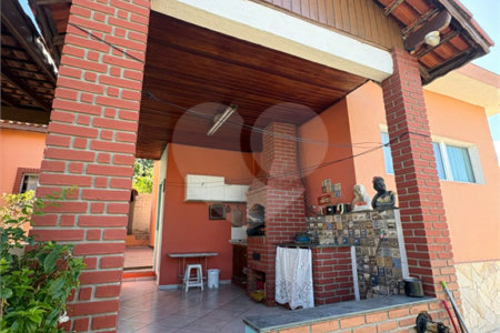 Casa Térrea à venda com 3 quartos em Vila Áurea, Poá, SP