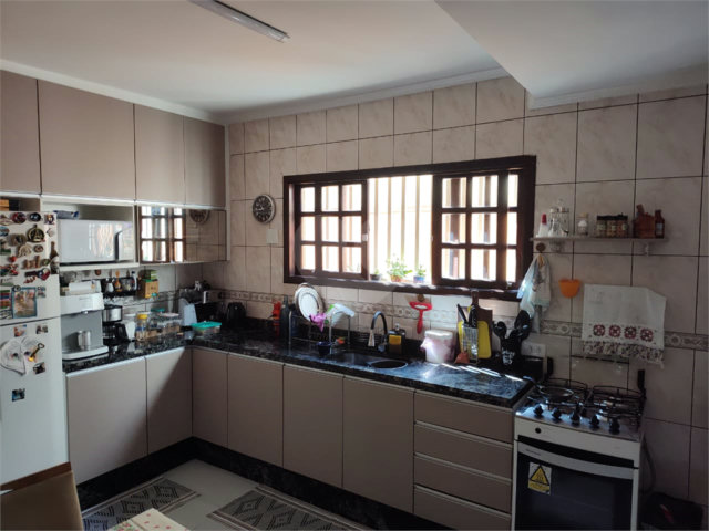 Sobrado à venda com 3 quartos, sendo 1 suíte,  em Tremembé, São Paulo, SP