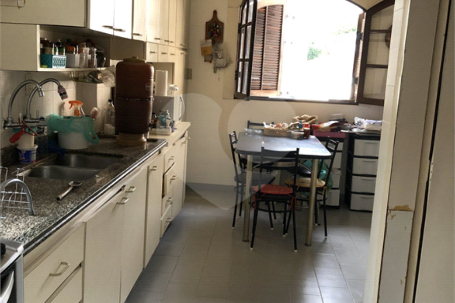 Sobrado à venda com 5 quartos em Santana, São Paulo, SP