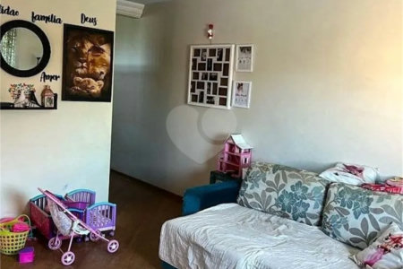 Sobrado à venda com 3 quartos, sendo 1 suíte,  em Parque Ipê, São Paulo, SP