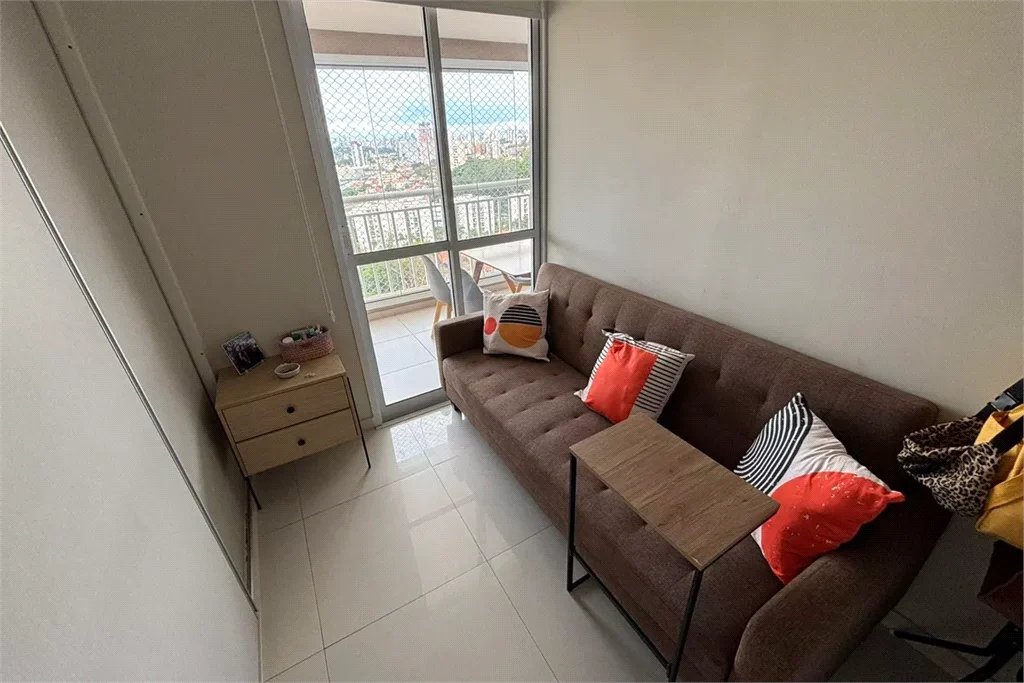 Apartamento à venda com 2 quartos, sendo 1 suíte,  em Vila Sônia, São Paulo, SP