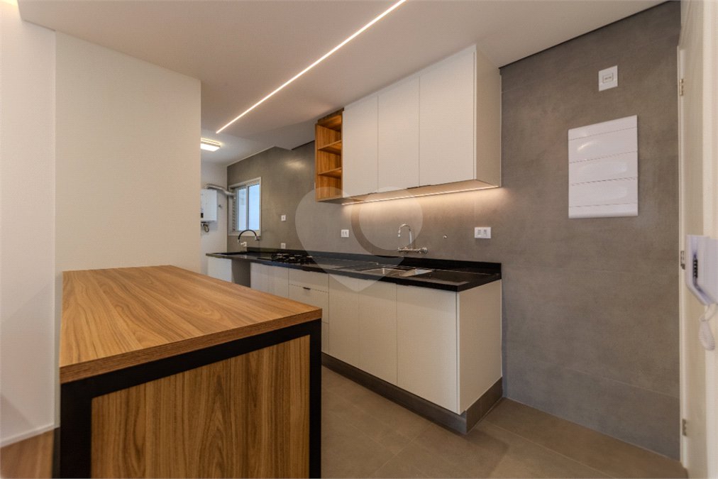 Apartamento à venda com 3 quartos, sendo 1 suíte, em Brooklin, São Paulo, SP