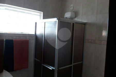 Sobrado à venda com 3 quartos, sendo 1 suíte,  em Chácara Jafet, Mogi das Cruzes, SP