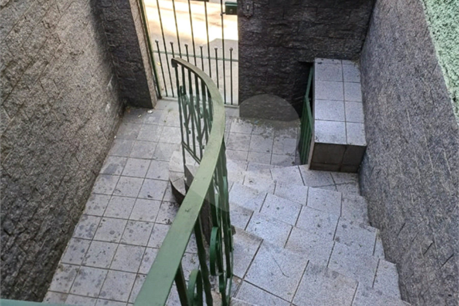 Casa Térrea à venda com 6 quartos em Vila Gustavo, São Paulo, SP