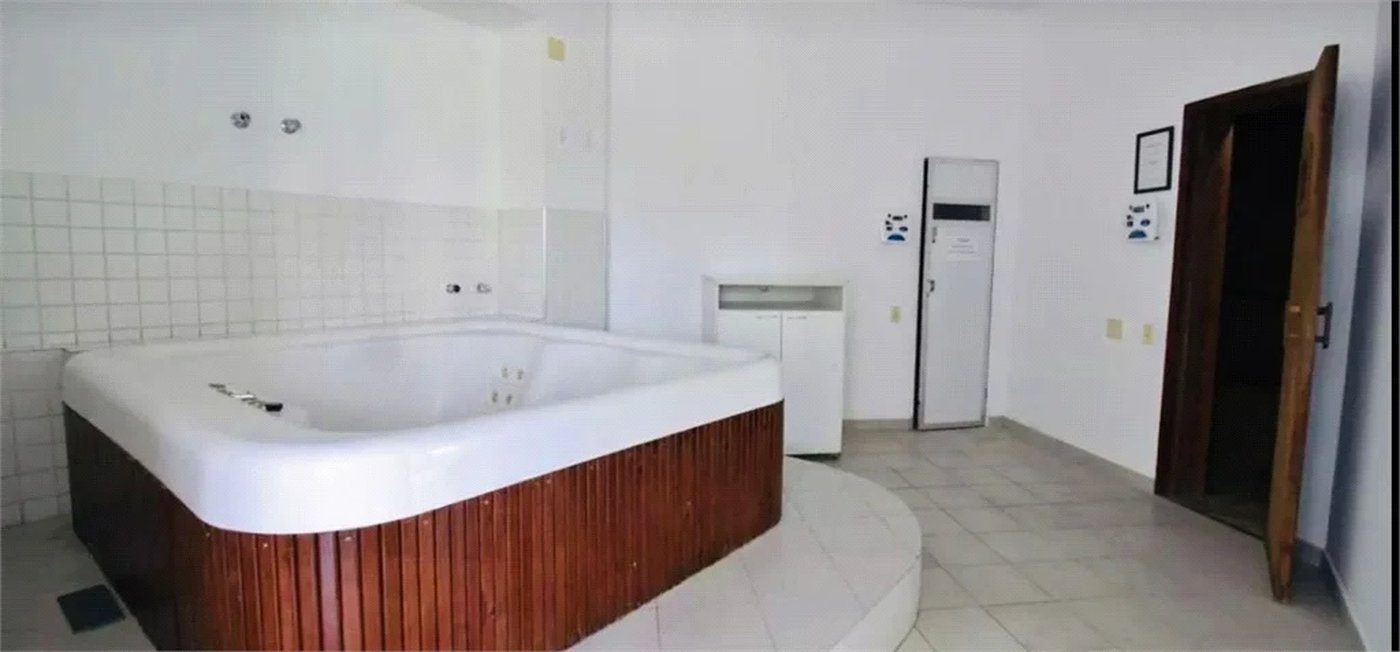 Flat à venda com 1 quarto em Jardim Ampliação, São Paulo, SP