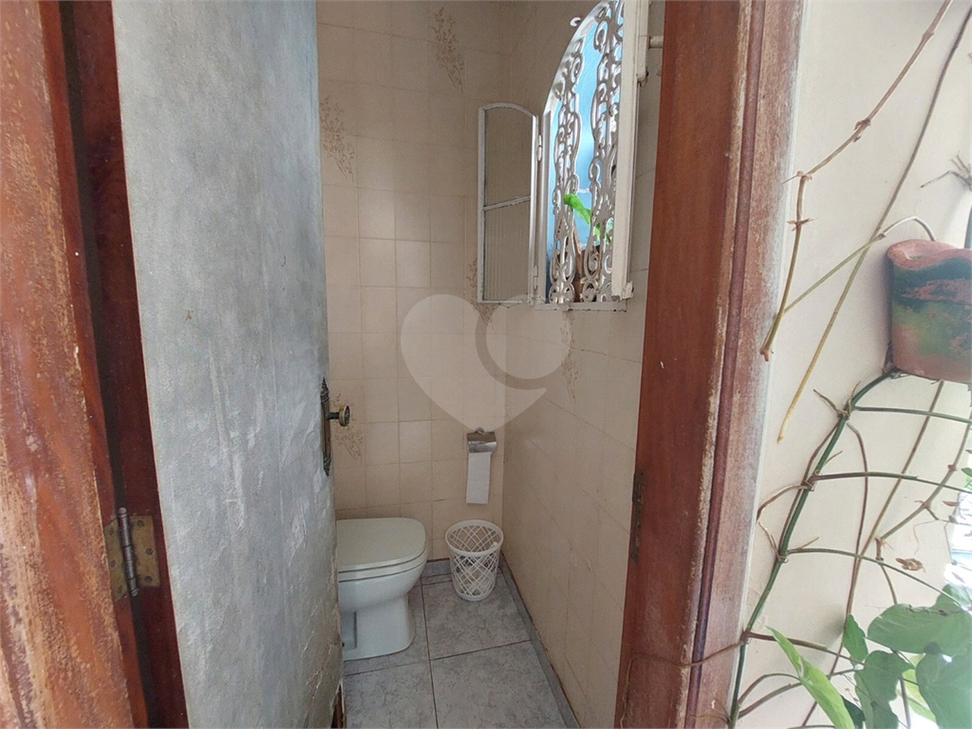 Casa à venda ou para alugar com 4 quartos, sendo 2 suítes,  em Rancho Grande, Mairiporã, SP