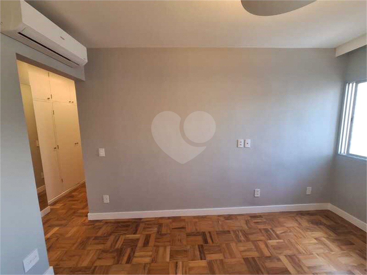 Apartamento à venda com 3 quartos, sendo 1 suíte, em Itaim Bibi, São Paulo, SP