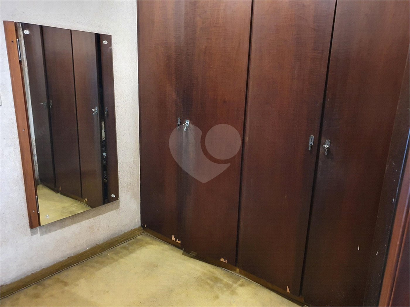 Casa à venda com 5 quartos, sendo 1 suíte, em Vila Romana, São Paulo, SP