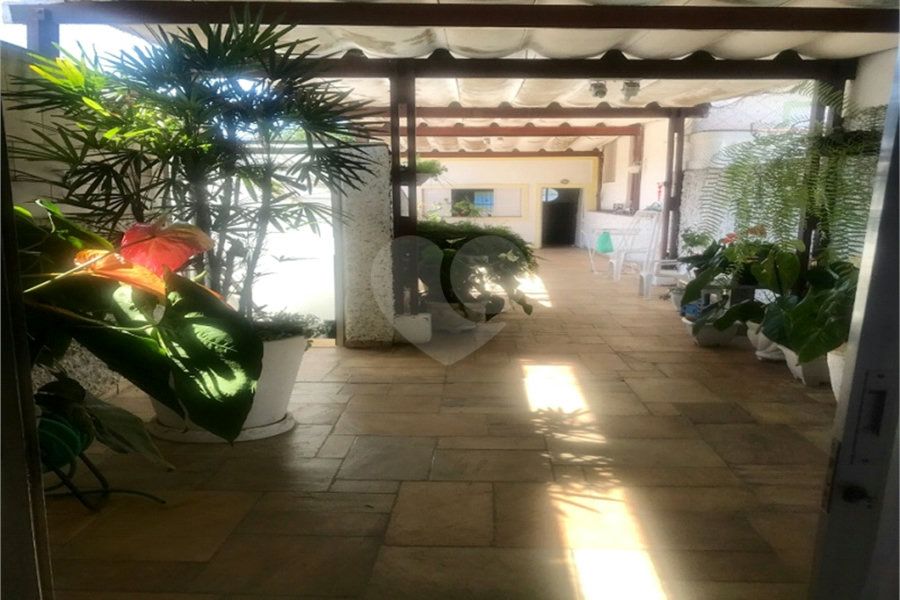 Sobrado à venda com 4 quartos, sendo 1 suíte, em Vila Gustavo, São Paulo, SP