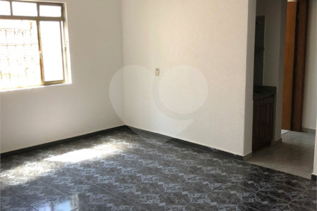 Sobrado à venda ou para alugar com 4 quartos, sendo 1 suíte, em Vila Regente Feijó, São Paulo, SP