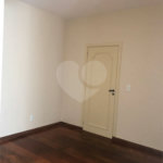 Casa à venda com 5 suítes no condomínio Alpes da Cantareira, Mairiporã - SP