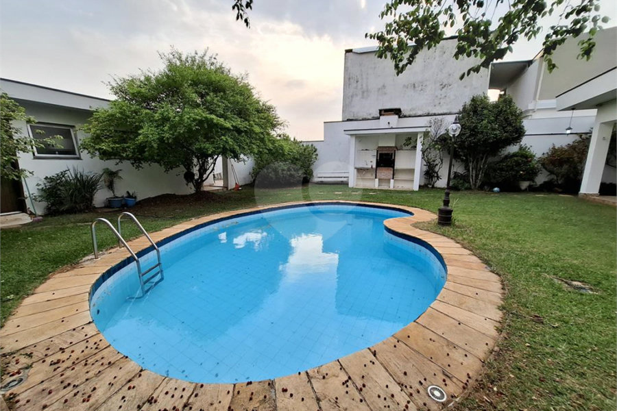 Casa à venda com 4 quartos, sendo 1 suíte, em Água Fria, São Paulo, SP