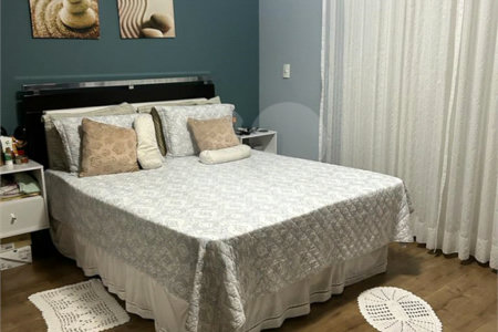 Casa à venda com 3 quartos, sendo 1 suíte,  em Vila Vitória, Mogi das Cruzes, SP