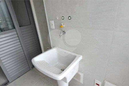 Apartamento à venda com 2 suítes em Indianópolis, São Paulo, SP
