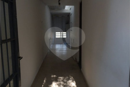 Sobrado à venda com 3 quartos, sendo 1 suíte, em Chácara Inglesa, São Paulo, SP