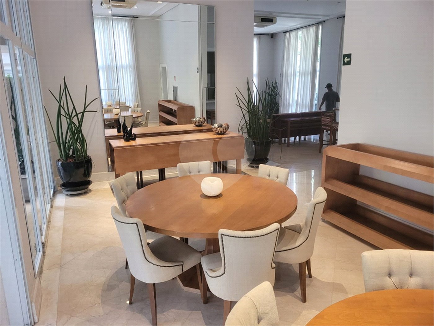 Apartamento à venda com 3 quartos, sendo 2 suítes, em Vila Uberabinha, São Paulo, SP