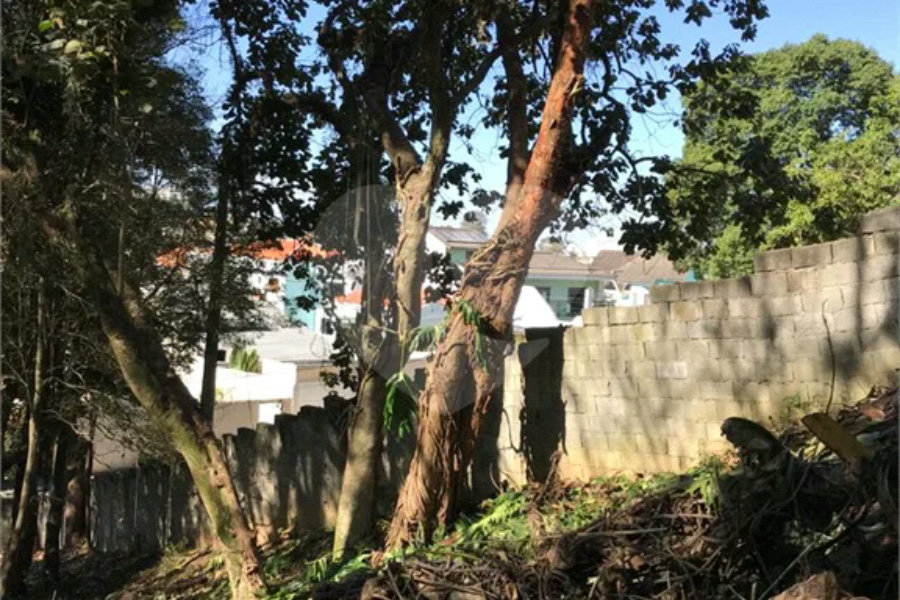 Terreno à venda em Horto, São Paulo, SP
