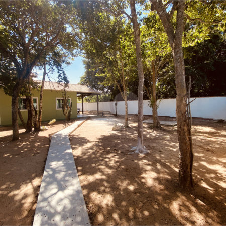 Casa em condomínio para alugar com 2 quartos, sendo 1 suíte, em Caravelas, Armação dos Búzios, RJ
