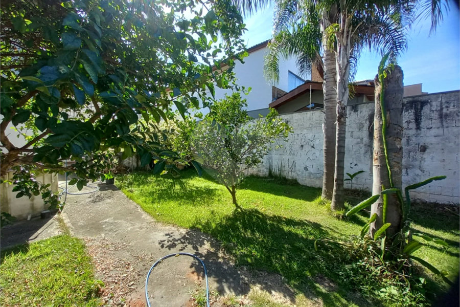 Sobrado à venda com 4 quartos, sendo 2 suítes, em Tremembé, São Paulo, SP