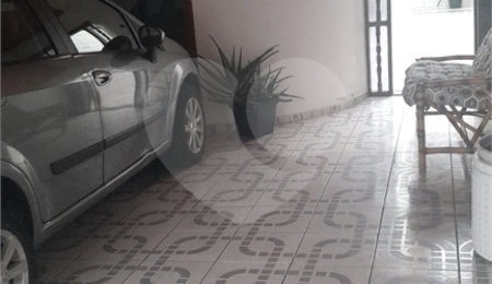 Sobrado à venda com 3 suítes em Itaim Paulista, São Paulo, SP