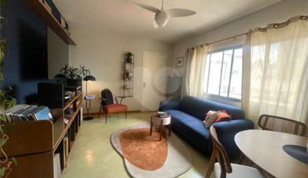 Apartamento à venda com 3 quartos, sendo 1 suíte,  em Vila Olímpia, São Paulo, SP